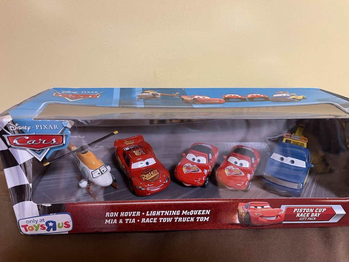 Mattel Disney Pixar Cars Piston Cup Race Day Diecast Vehicle Set