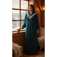 Vintage 70s Vanity Fair Zip Robe M Evergreen Paisley Plush Made in USA