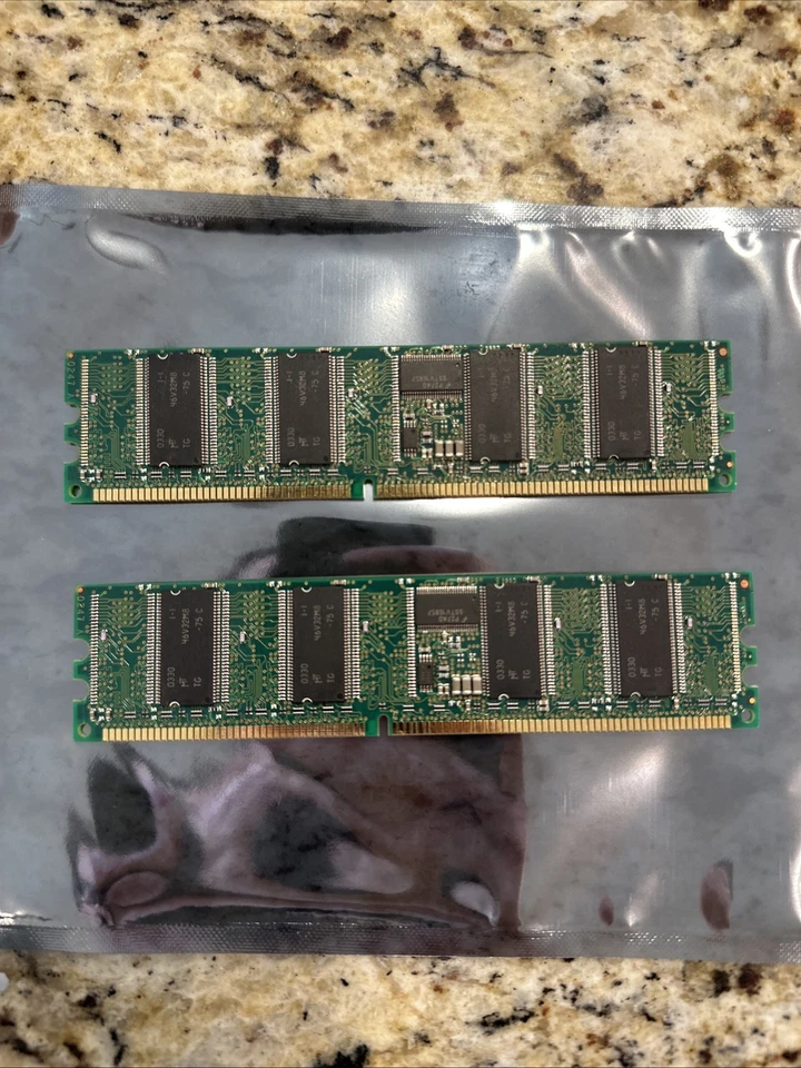 2X Micron MT16VDDT3272G-256C 256MB PC2100 RAM 266MHz DDR Memoria ECC Foto 2 de 2