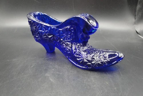 Vtg Fenton Daisy Button Cat Head Cobalt Blue Glass Slipper-Glows Under UV Light!