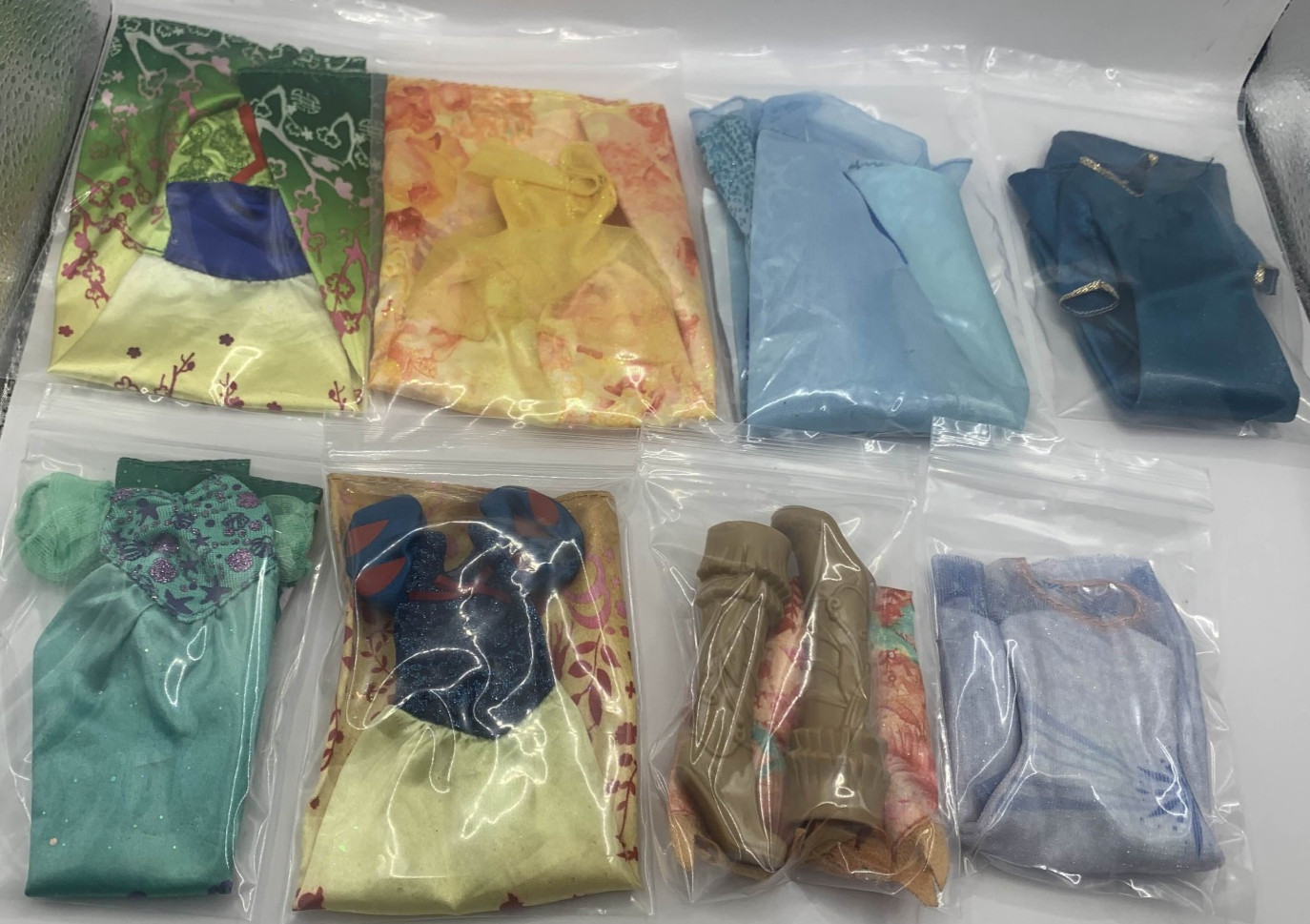 Lot  Hasbro Royal Shimmer Disney Princess Doll Dresses Outfits Clothes Dress