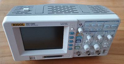 Rigol Digital Oszilloskop DS1102D mit 16 Kanal Logik Analyser + original Zubehör
