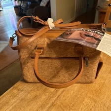 Primeware Inc. Insulated Drink Purse Corkscrew 3L Bladder Dispenser Spout NEW