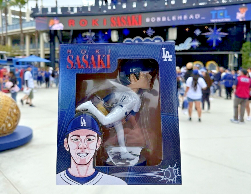 Roki Sasaki Bobblehead 2026 LA Dodgers SGA | eBay