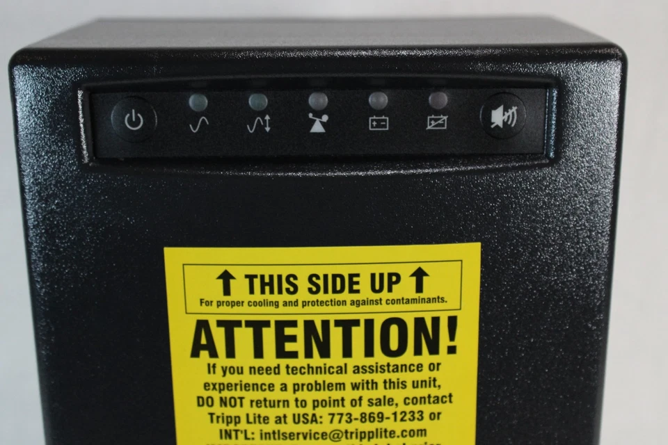 Tripp Lite 1500SLT SmartPro 1500VA 120V 900W UPS System W/Manual Brand New - Image 2 of 4