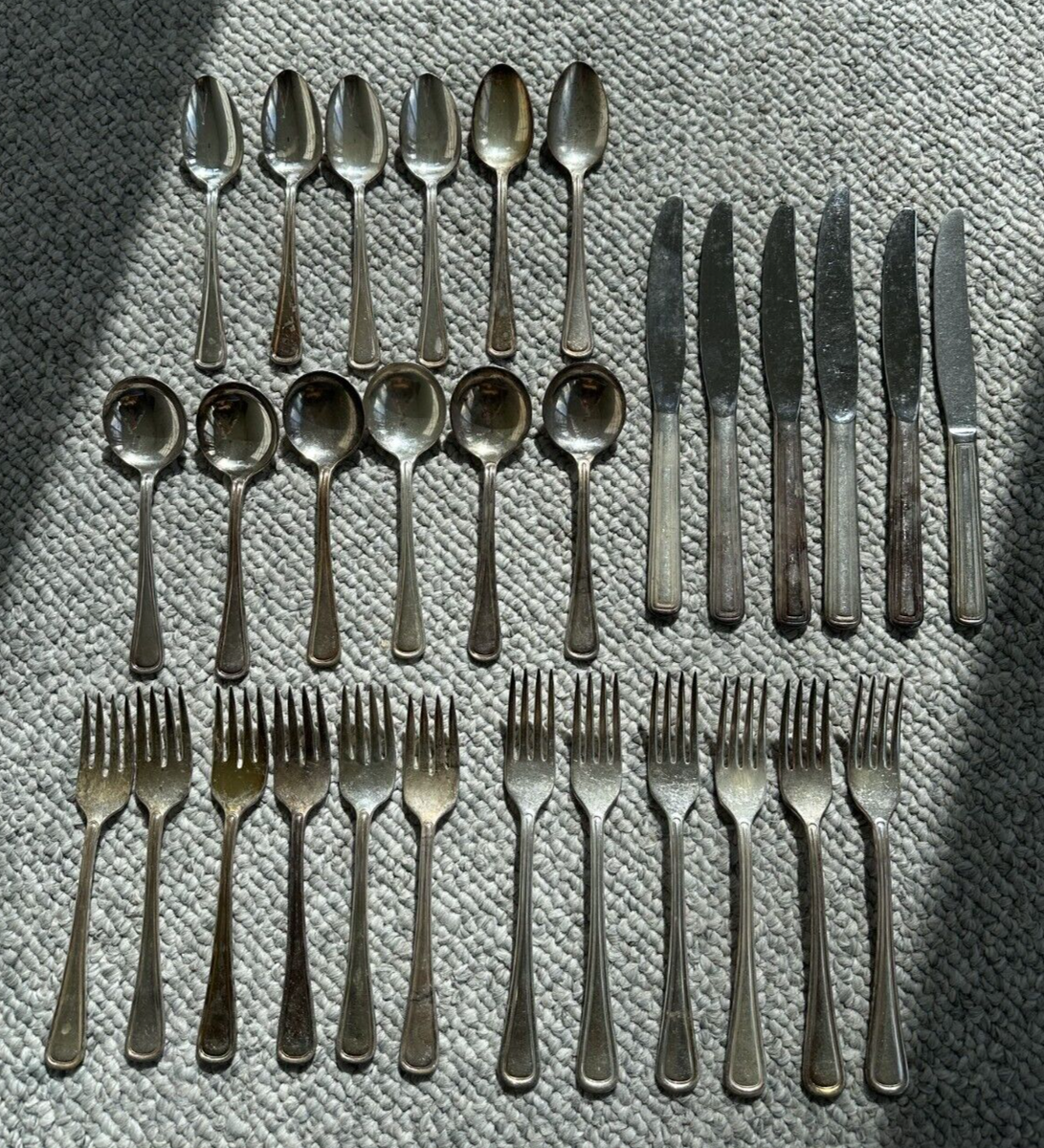 Set 30 Pieces Oneida Hotel Plate Flatware Silverware 6 Place