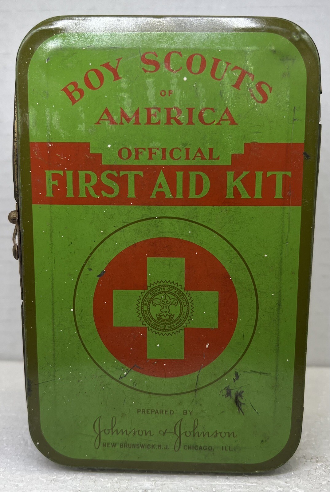 Vtg Boy Scouts America BSA FIRST AID KIT TIN JOHNSON & JOHNSON Bottle