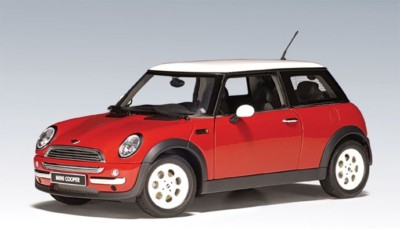 VERY RARE BMW MINI 1.6 COOPER 2001 RED / WHITE WHEELS 1:18 AUTOART