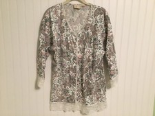 Vtg. Victoria  s Secret L Gold Label Floral LS Button Front Pajama Top 100 Cotton