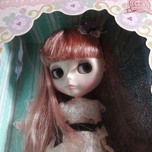 Neo Blythe Veronica Lace