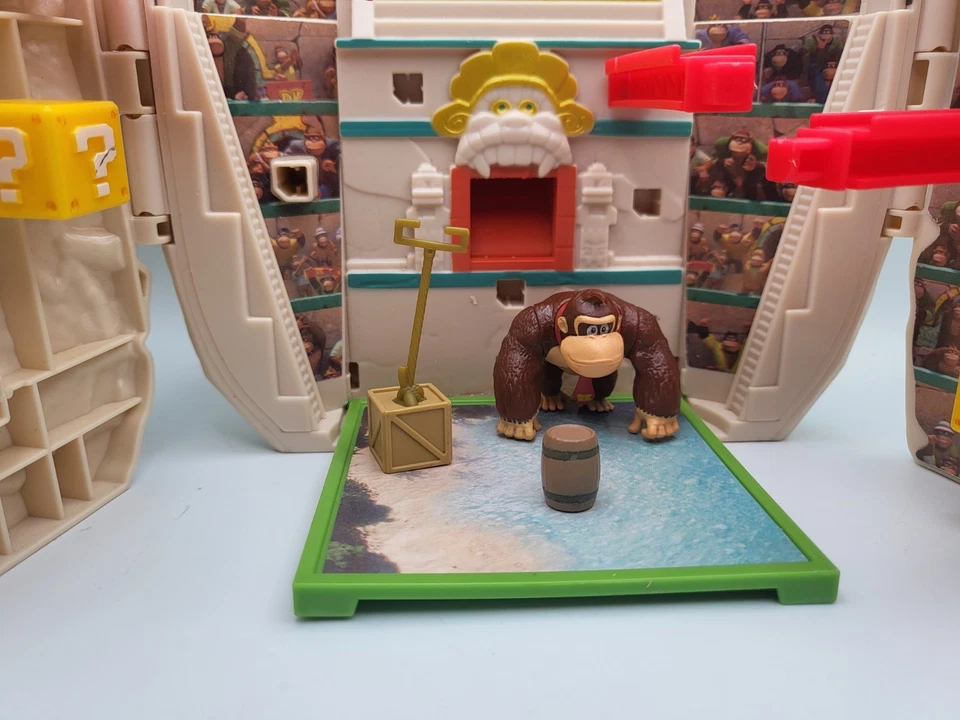 Nintendo Super mario Bros Movie Mini Donkey Kong Statium Playset With Figure - Image 2 of 4