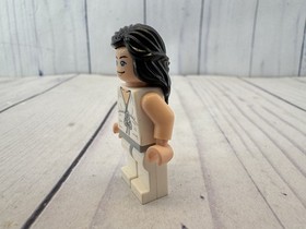 Lego Indiana Jones 7621 7683 Marion Ravenwood White Outfit Minifigure iaj007 6b