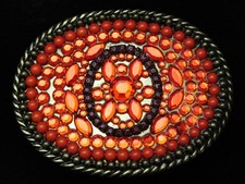 PG19120 VINTAGE 1970s FLORAL ORNAMENTAL CRYSTAL INSERTS ART FASHION BUCKLE