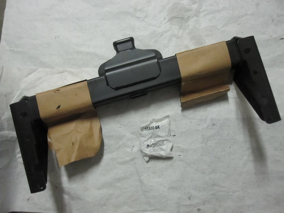 Приемник Curt 15800 задняя сцепка класс V квадратная трубка 2-1/2 дюйма грузоподъемность 20000 фунтов - Изображение 4 из 4