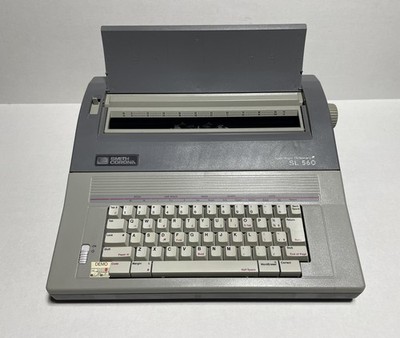 Vintage Smith Corona SL 560 Portable Electronic Typewriter TESTED AND WORKING