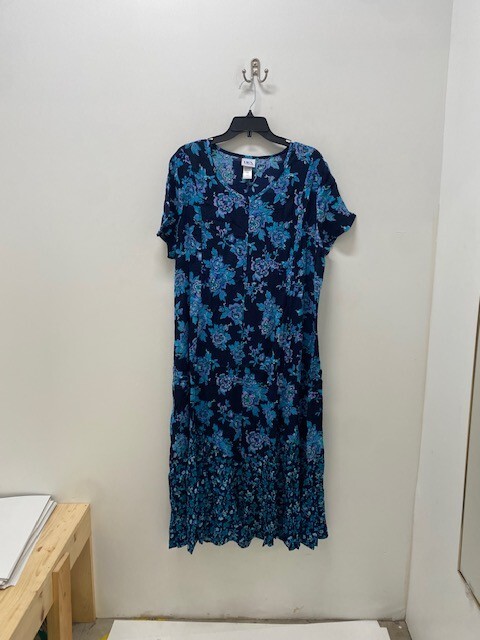 bfa classics dress BFA CLASSICS DRESS, SIZE XL, (ID#0214-398)