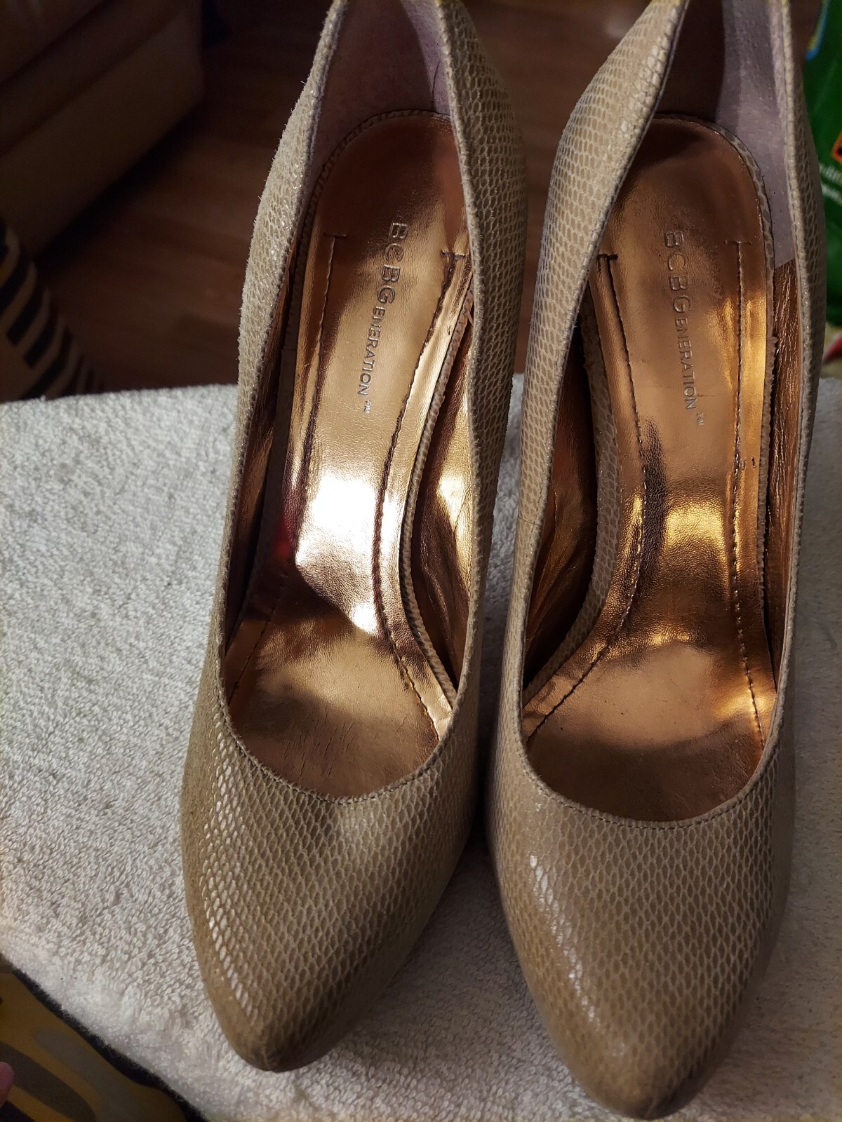 BCBGeneration Beige Snakeskin Leather Platform St… - image 3