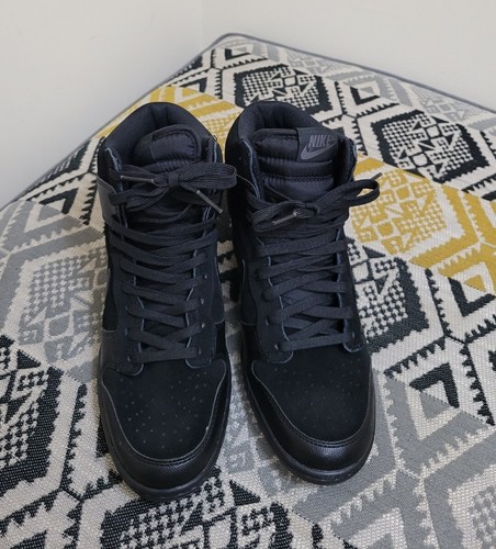*Worn Twice Nike Dunk Sky High Hi Suede Wedge Trainers size 6 EU 40 Triple Black - Picture 2 of 18