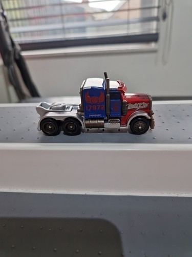 TRANSFORMERS OPTMIUS PRIME 2010 HASBRO DICAST TRUCK - Picture 3 of 4