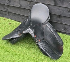 WINDSOR 17" Horse Leather Saddle Black
