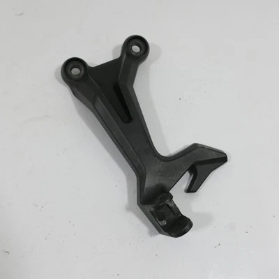 Kawasaki KLE 650 F Support De Repose-Pieds Arrière Gauche 35063-1350 81616 - Photo 1/4