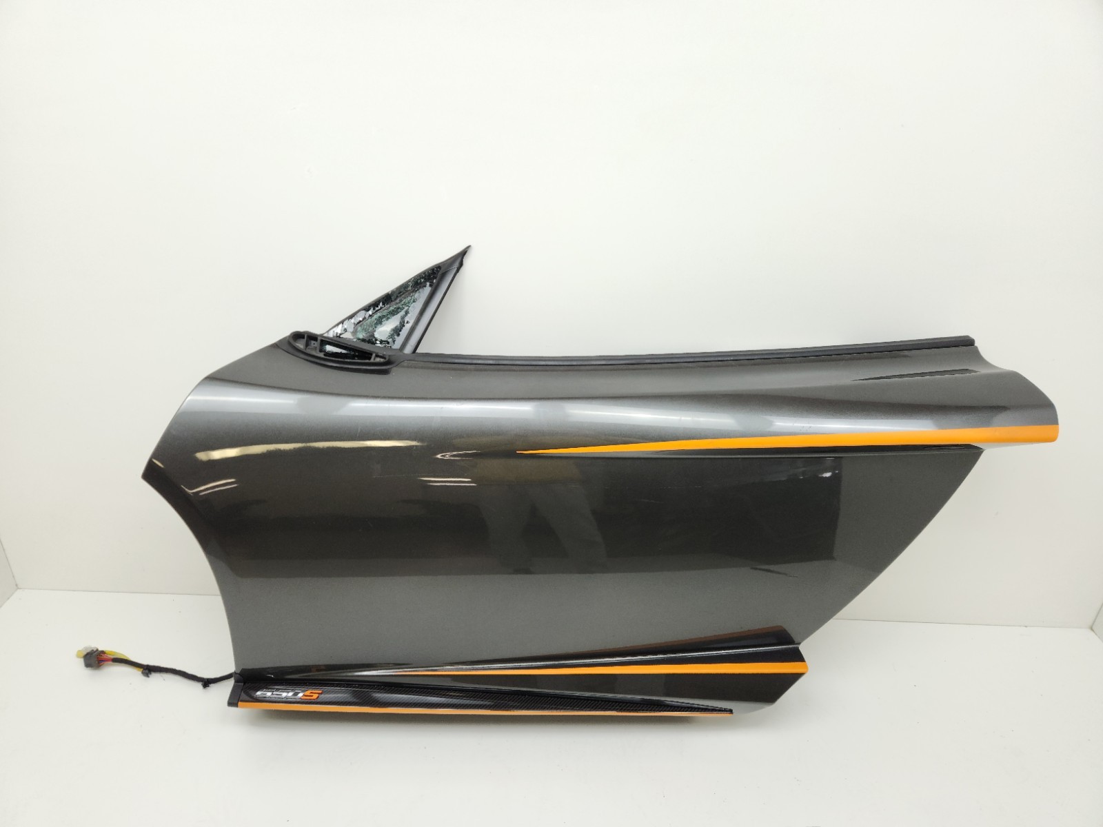 2015-2016 MCLAREN 650S SPIDER FRONT LEFT DRIVER SIDE DOOR SHELL GRAY OEM 