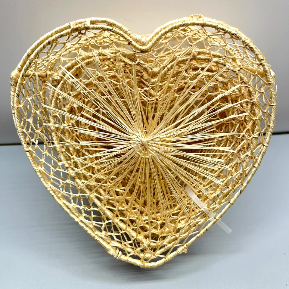 Set of 4 Handmade Woven Natural Abaca Wicker Nesting Heart Shaped Box Baskets - Image 4 of 4