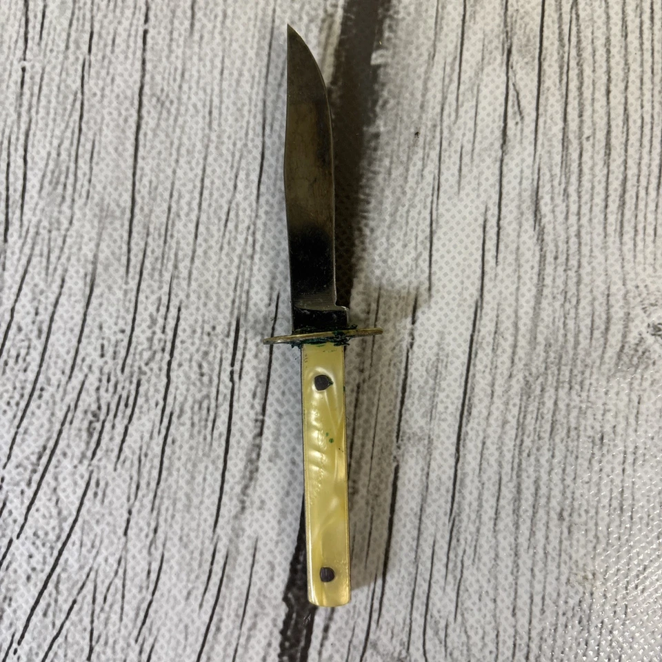 Vintage CUB HUNTER Colonial Prov. RI. Estados Unidos. "Cuchillo miniatura de 4"" con funda". Foto 3 de 4