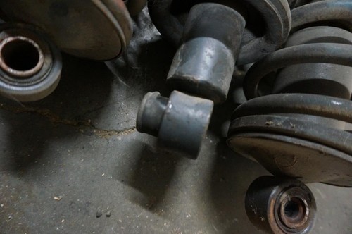 4 x Jaguar Series 1 Rear Shocks Struts Springs 68-73 XJ6 XJ12 - Picture 4 of 6