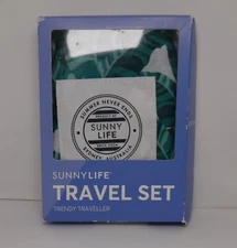 New Sunnylife  Banana Palms Travel Set (Eye Mask, Travel Pillow, Ear plugs
