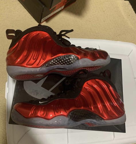 foamposite metallic red 2017