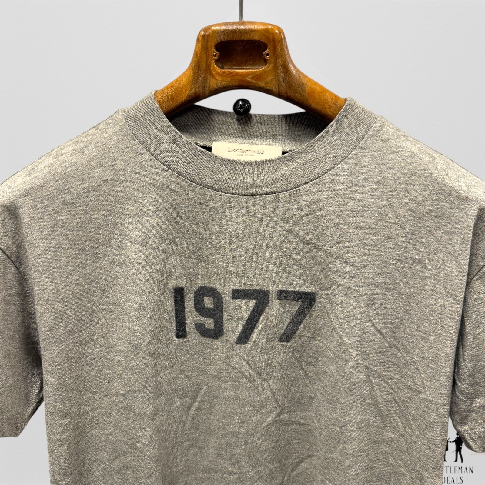 Fear of God Essentials Womens Gray 1977 Short Sleeve T-Shirt Size XL thumbnail 11