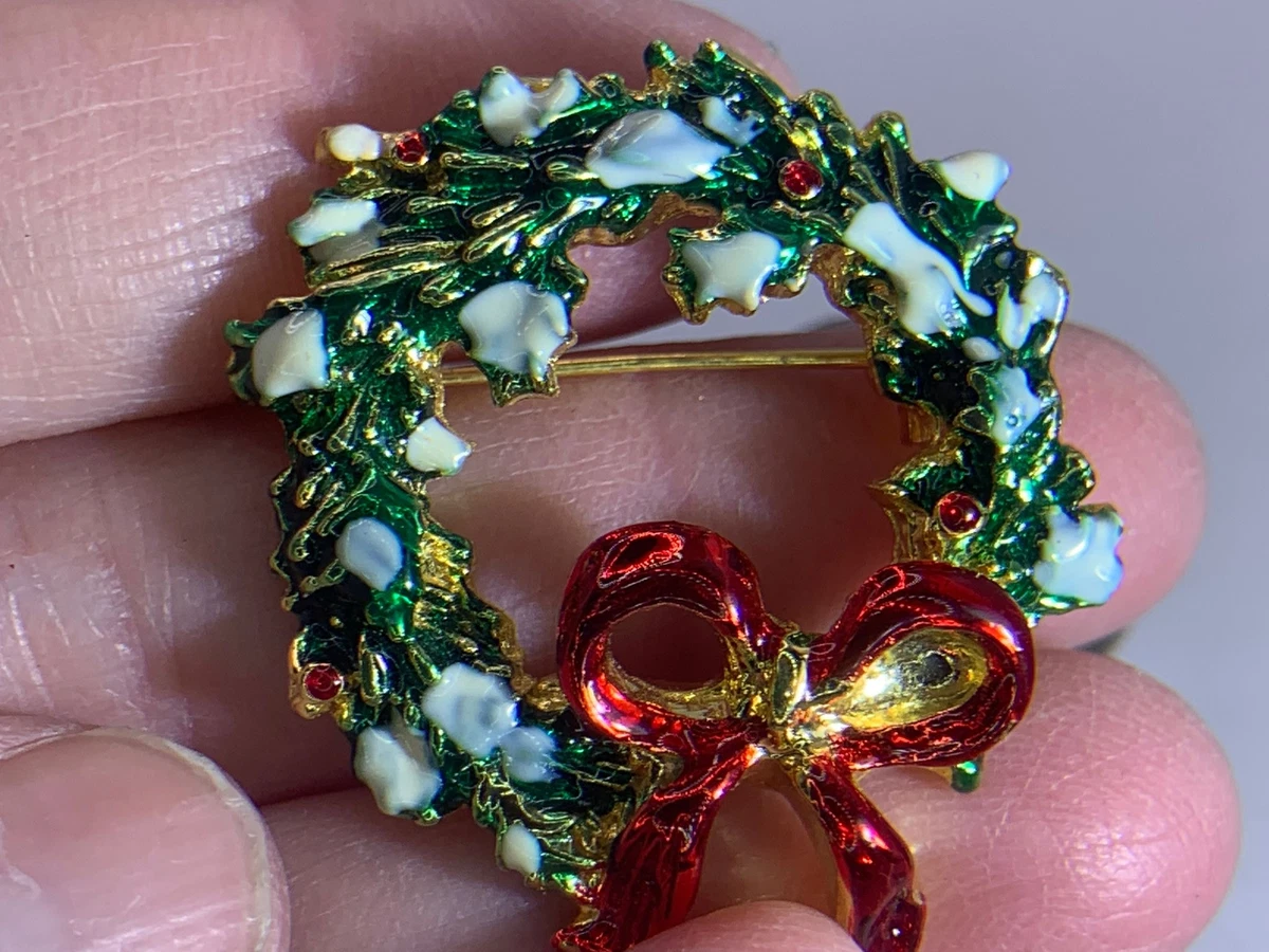 Christmas Wreath Red White Green Enamel Rhinestones Vintage Gold