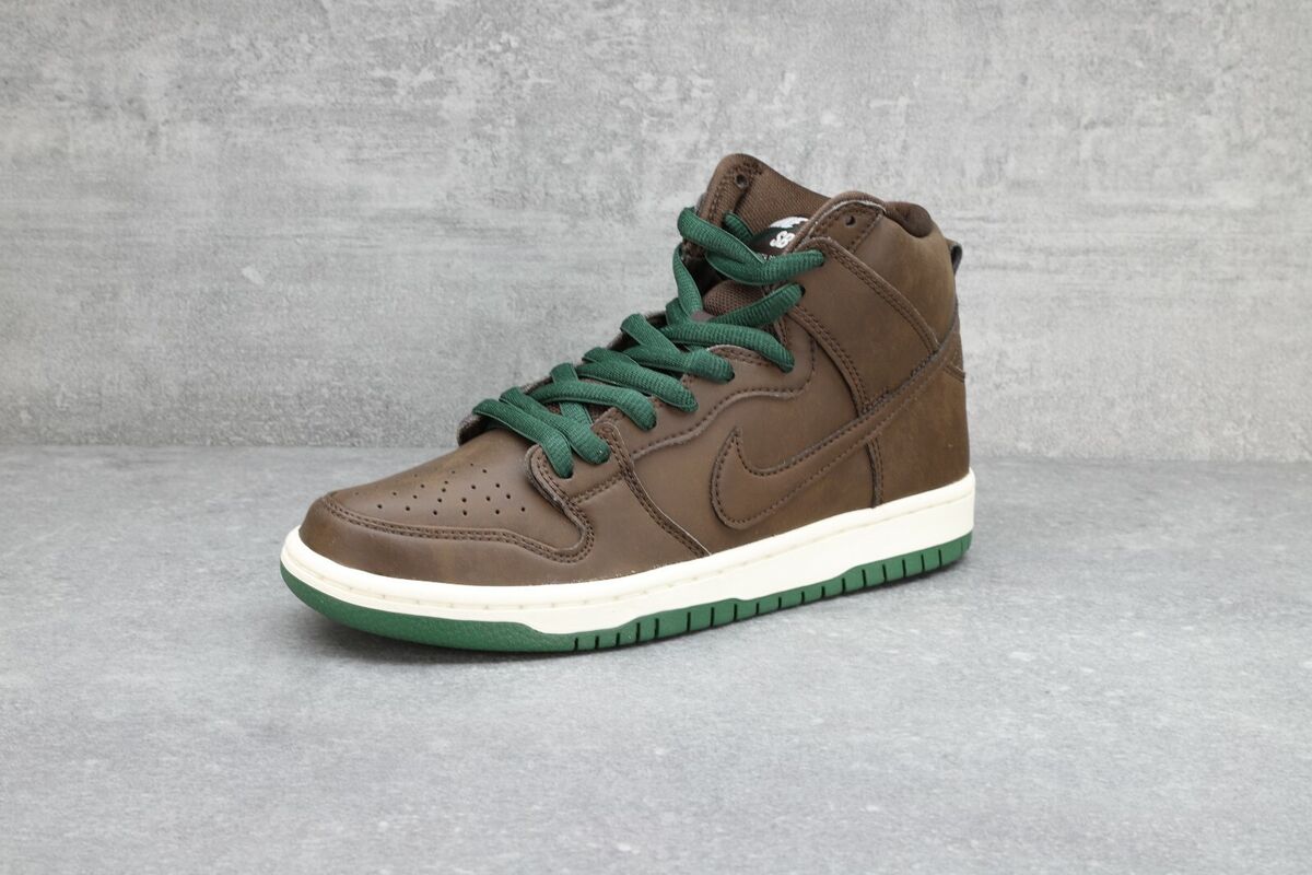 NIKE SB DUNK HIGH PRO > CV1624 200 < Größe EUR 44 / US 10 NIKE SB DUNK HIGH PRO > CV1624 200 < Größe EUR 44 / US 10