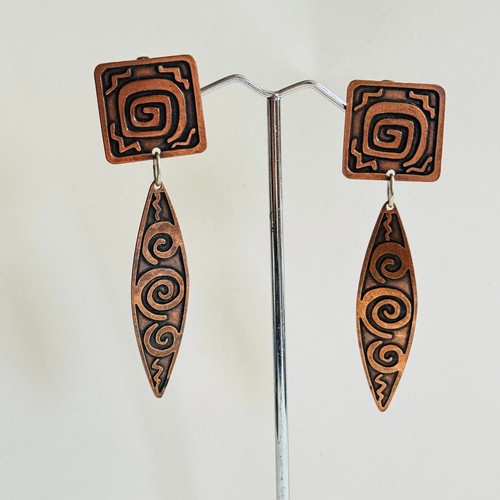 Chico's Earrings Signed red Copper etched dangle Clip Chunky rare designer 3" - Picture 3 of 4