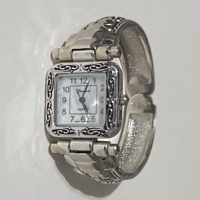 #ad Women#x27;s Silver Geneva Square Wristwatch Platinum Silver Bangle Band Japan Movt $50.30