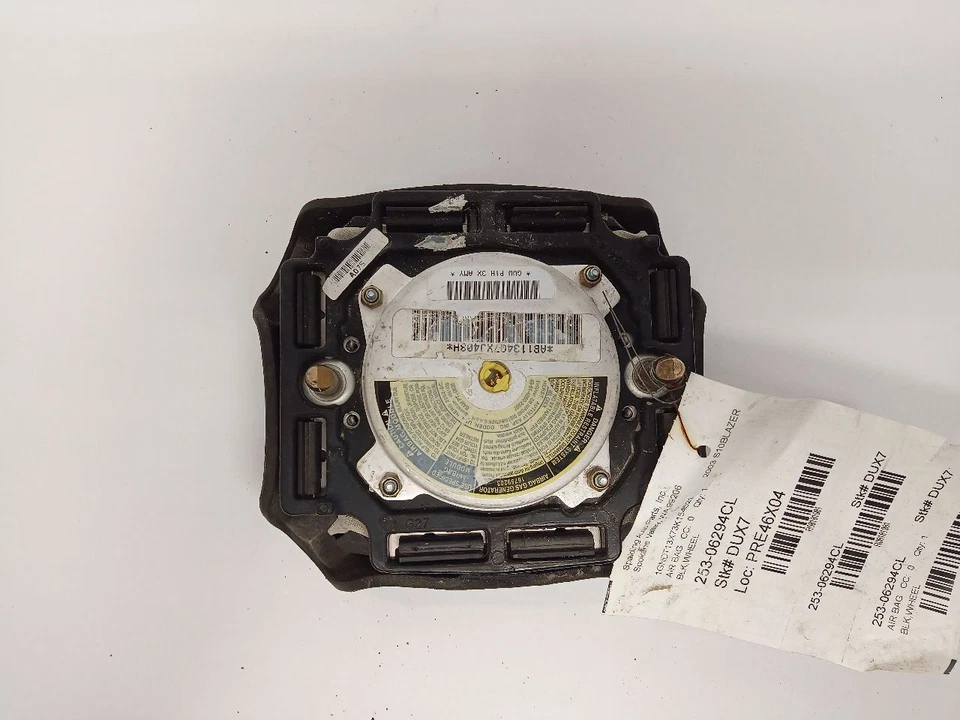 Airbag izquierdo/conductor SRS para volante de 2003 Chevrolet S10 Blazer 8181981 Foto 3 de 4