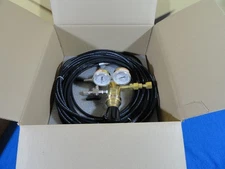Harris 8700 High Pressure Regulator Ar/He/N2 2500 PSIG w 3-WAY 22 FOOT hose