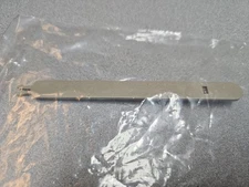 GM 88890799 INTERIOR LEFT DOOR PULL HANDLE COVER TRIM Shale 2001-02 Park Avenue