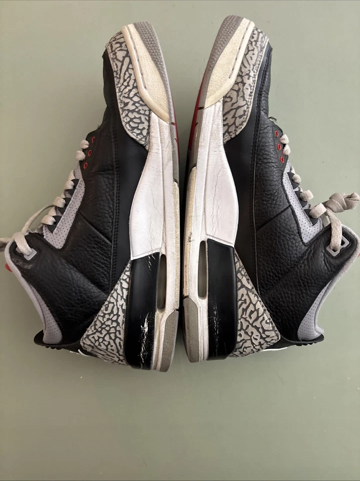 Talla 12 - Jordan 3 Retro OG Medio Negro Cemento 854262-001 Foto 2 de 4