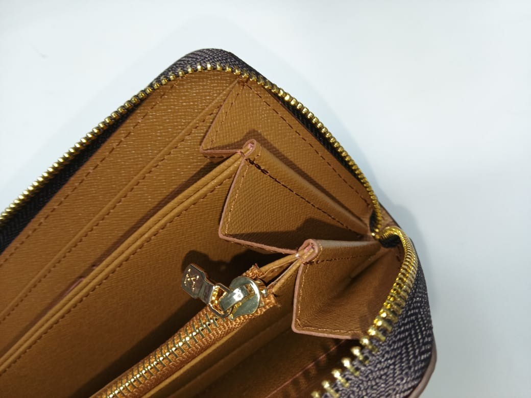 Louis Vuitton Monogram Zippy Long Wallet Round Brown W/Box