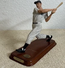 Joe DiMaggio New York Yankees 2001 All Star 8 Figurine/Sculpture- Danbury Mint
