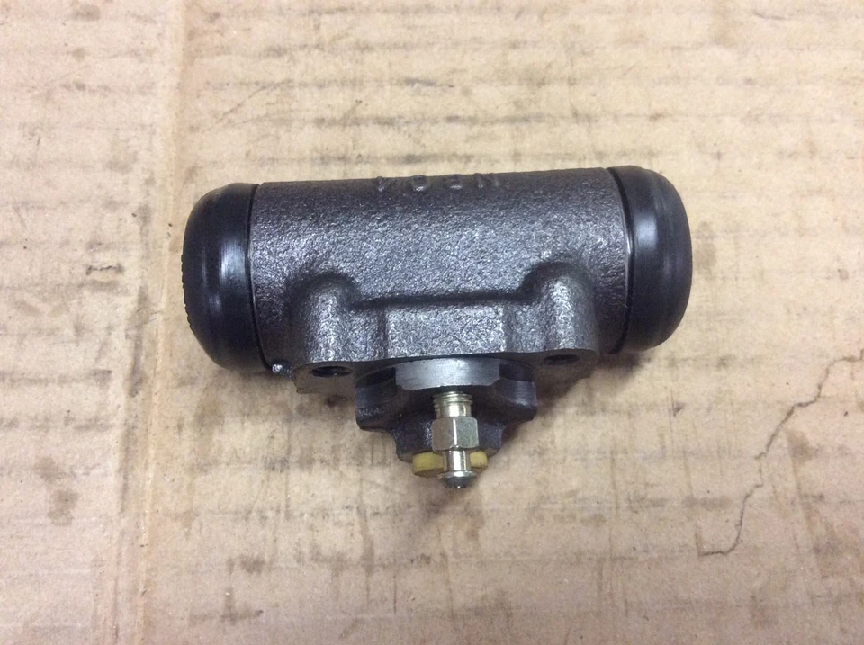 NEW ARI 84-32010 Drum Brake Wheel Cylinder Rear - Image 3 of 4