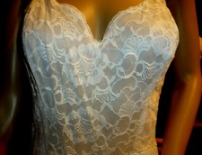 Vanity Fair Full Slip Size 36 White Lace Tricot Nylon Mid Century