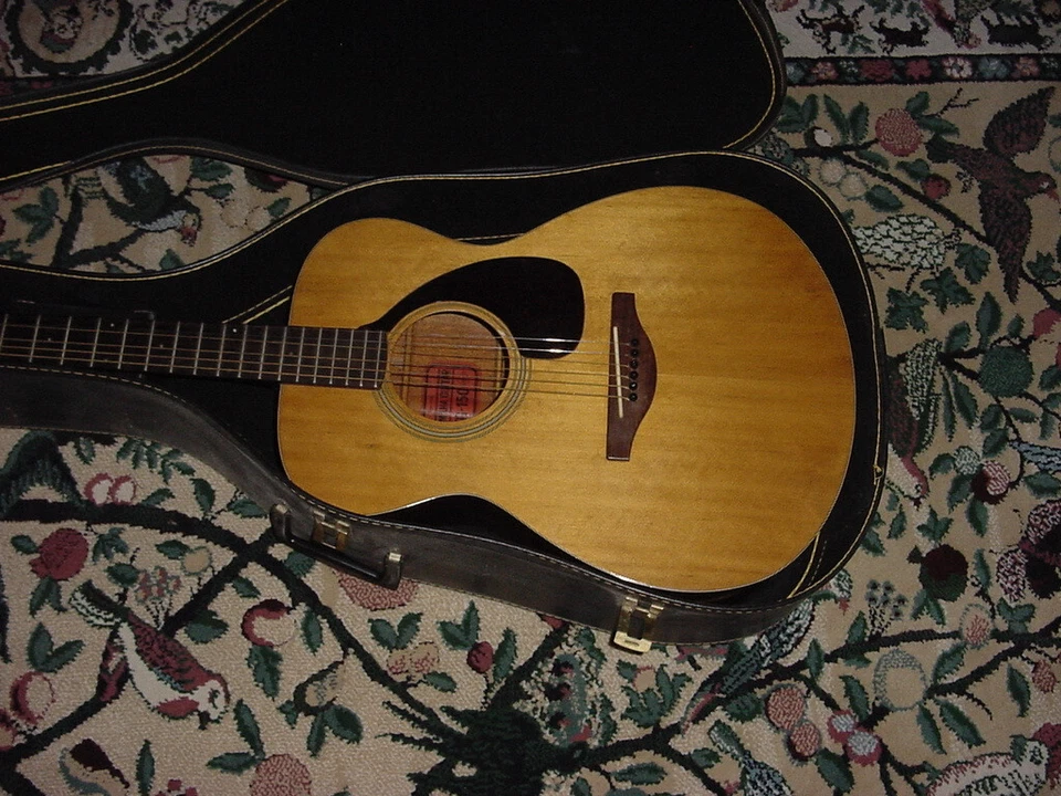 GUITARRA ACÚSTICA YAMAHA VINTAGE FG 150 ETIQUETA ROJA 1970 Foto 2 de 4