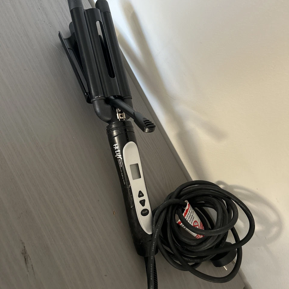 Hi Lift Ceramic Triple Barrel Curl Styling Hair Iron - image 2 of 4