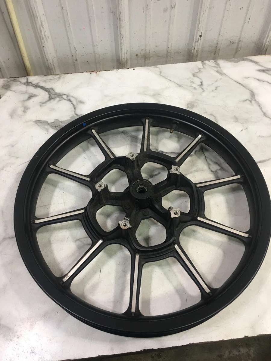 21 Royal Enfield Meteor 350 front wheel rim straight