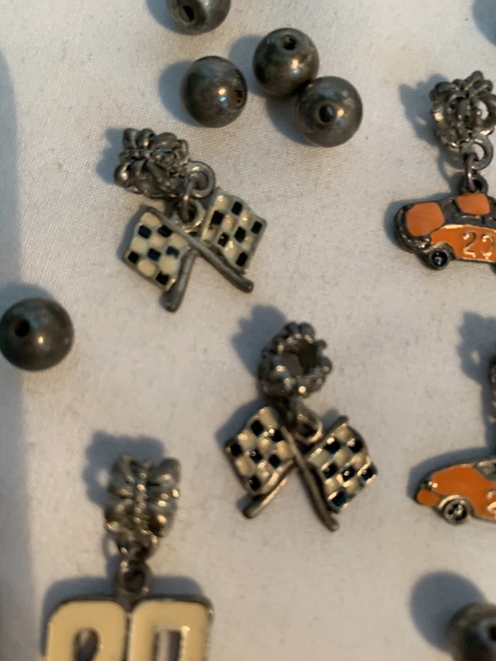 Pulsera con dije de 25 piezas para Tony Stewart #20 que está rota Foto 3 de 4