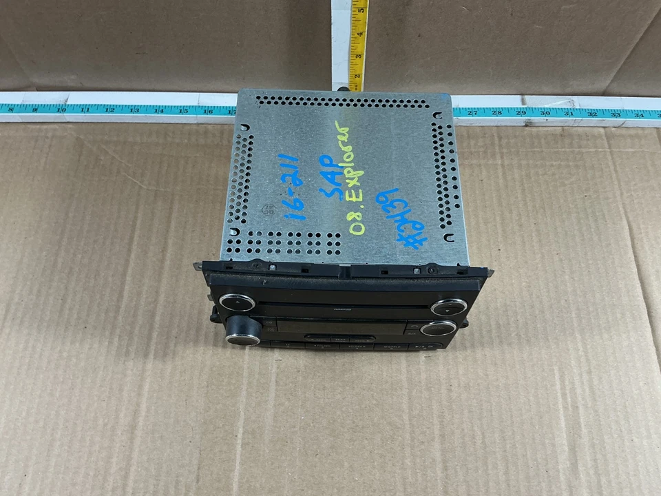 Receptor de radio reproductor de CD Mp3 Ford Explorer AM FM 2008-2009 8L2T-18C869-AG OEM Foto 4 de 4