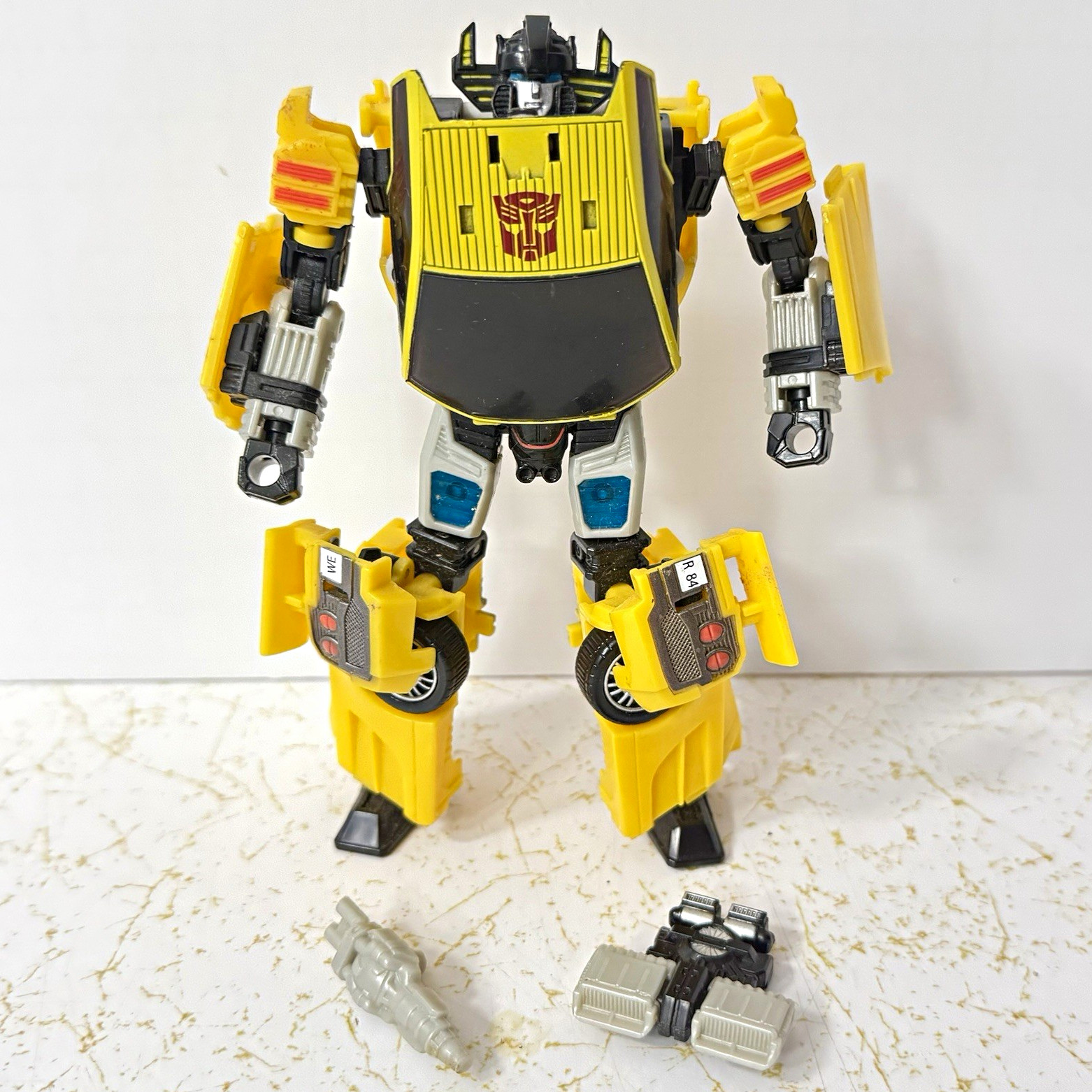 Transformers generations universe Sunstreaker with weapons (no instructions)